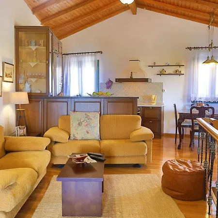 Σπίτι διακοπών Corfu House In The Traditional Village *